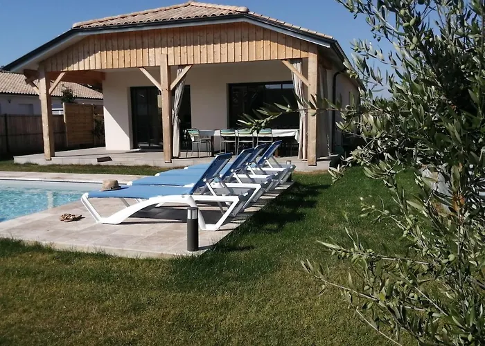 Villa Adishatz, New House, Pool & Garden